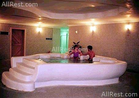 Royal Resort Hotel 34